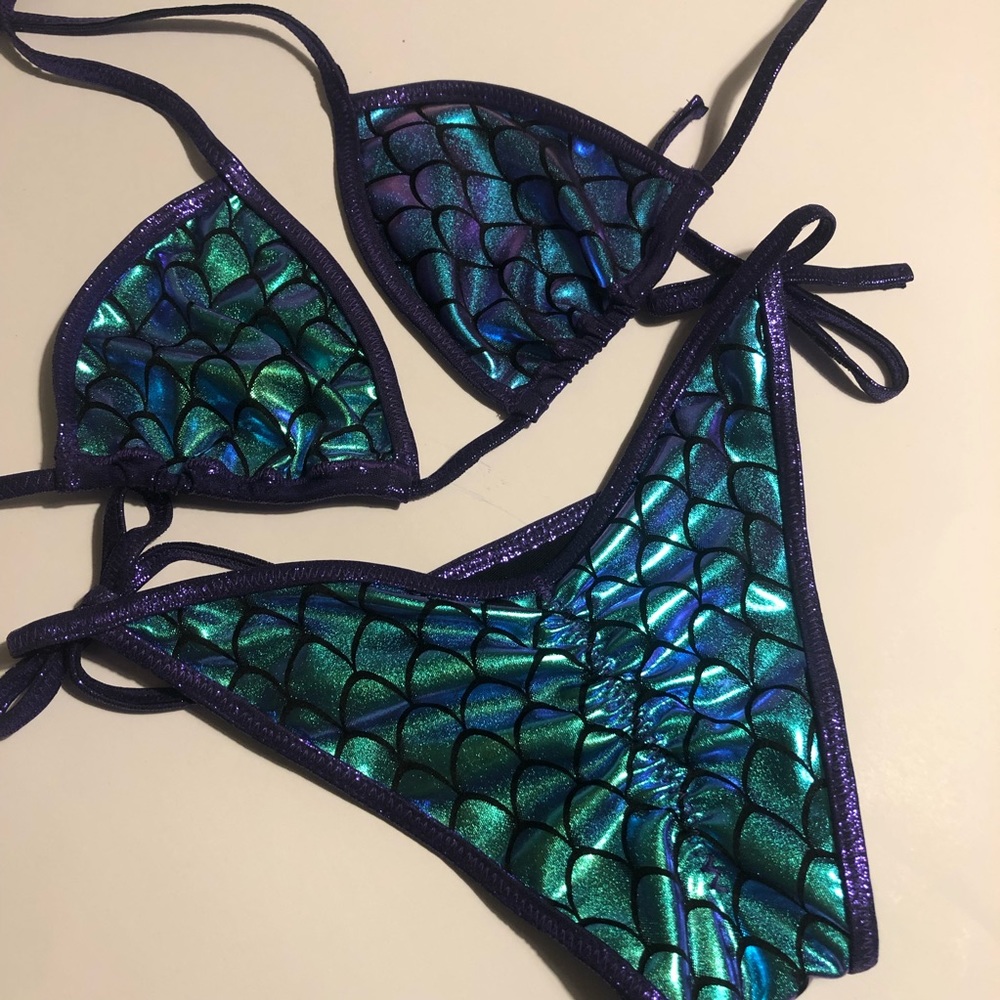 Mermaid scrunch butt mini bikini SMALL